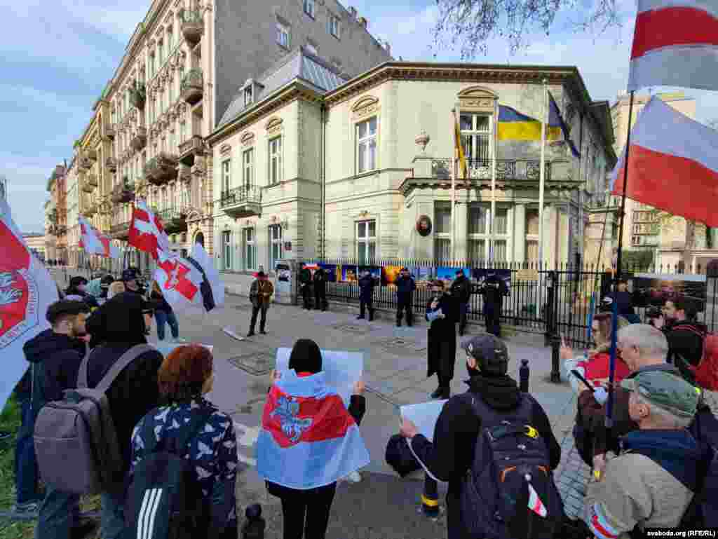 Акцыя пратэсту супраць дыскрымінацыі. Выступоўца &mdash; актывіст, блогер Ян Рудзік.