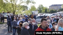 Перадвыбарчы пікет Сяргея Ціханоўскага ў Слуцку, 25 траўня