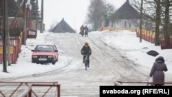 Мясцовыя кажуць, што палова Гервятаў робіць на будоўлі