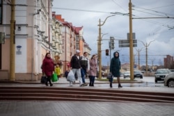 Студэнты прапускаюць заняткі і ня езьдзяць грамадзкім транспартам