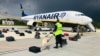 Затырманы ў Менску самалёт Ryanair. 23 траўня 2021 году.