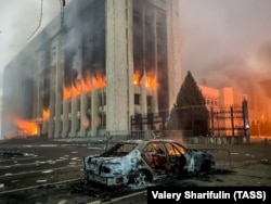 Қаңтар оқиғасы кезінде өртенген Алматы әкімдігінің ғимараты. 5 қаңтар 2022 жыл.