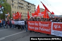 На акции протеста в Москве 6 мая 2012 года.