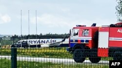 Самалёт кампаніі Ryanair у менскім аэрапорце