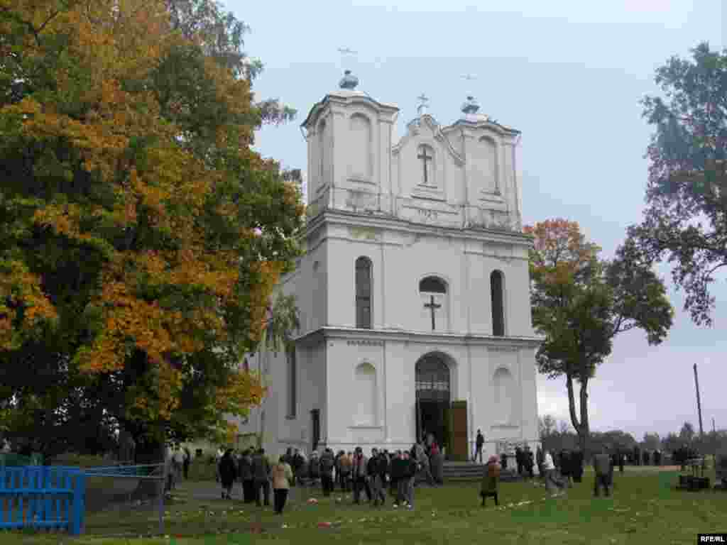 Касьцёл Наведваньня найсьвяцейшай Дзевы Марыі ў Вішневе.