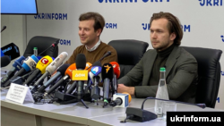 Ukraine - Anton Radniankou and Ivan Kraucou at a press conference in Kyiv, 8Sep2020